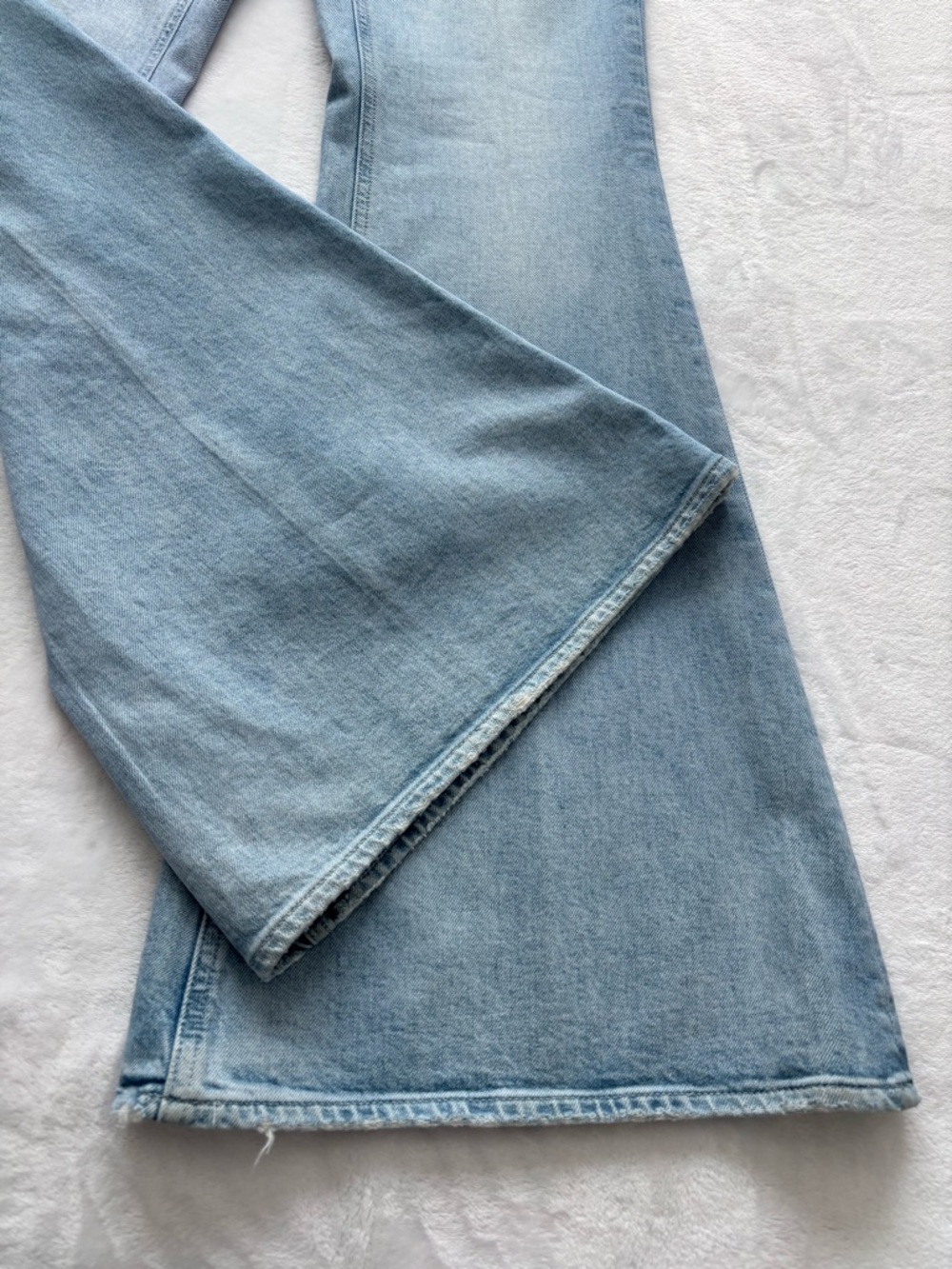 PAIGE Marlow Reverse Seamed Super Flare High Rise Jeans--NWT--27 - Picture 6 of 16
